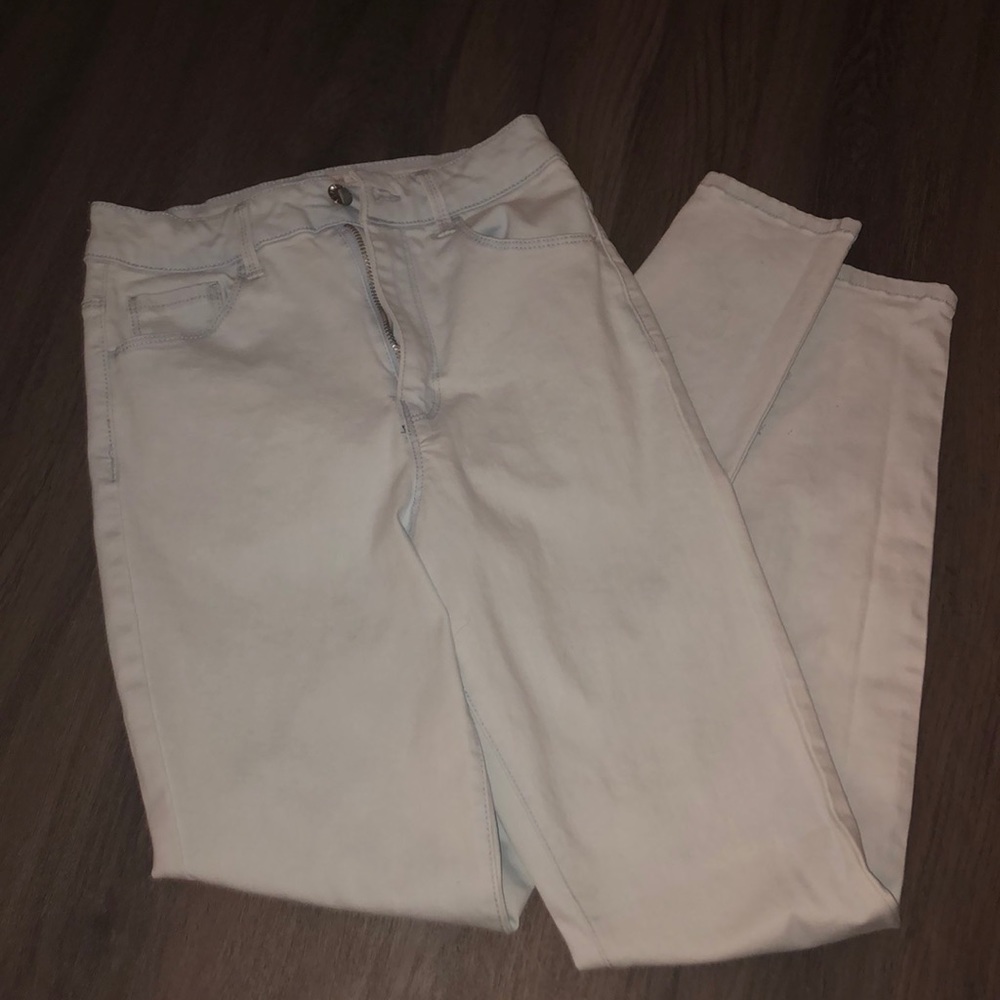 f21 white-washed jeans